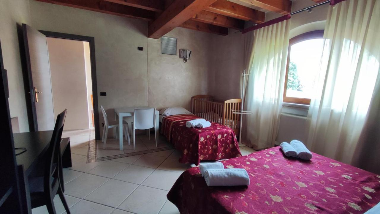 מנרבה דל גארדה Albergo Le Piante מראה חיצוני תמונה